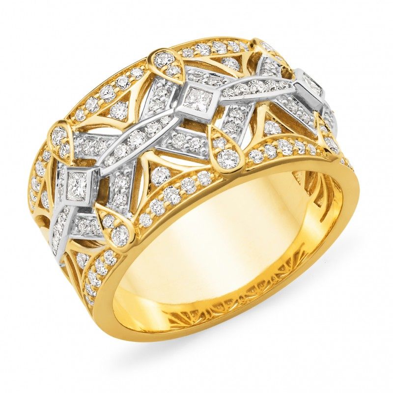 18ct Gold & Diamond Celebration Ring